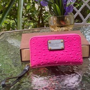 Marc By Marc Jacobs Pink Leather Wallet Wristlet